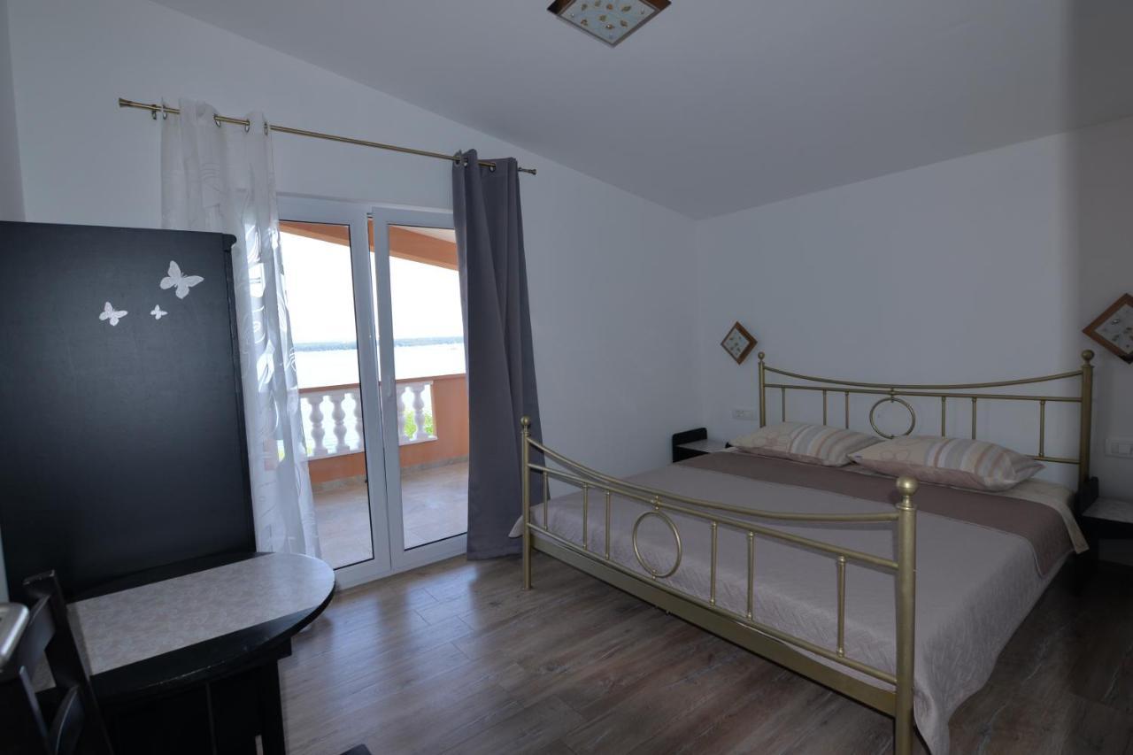 Apartments By The Sea Tkon, Pasman - 16589 Esterno foto